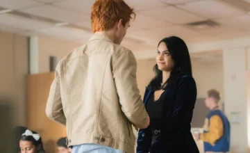 Кадр из «Ривердейл» 2 сезон 1 серия