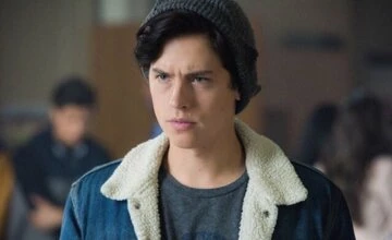 Смотреть Ривердейл 2 сезон 1 серия онлайн