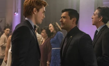 Кадр из «Ривердейл» 2 сезон 12 серия