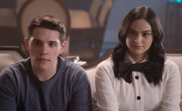 Смотреть Ривердейл 2 сезон 16 серия онлайн