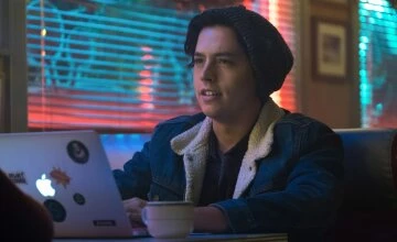 Смотреть Ривердейл 2 сезон 9 серия онлайн