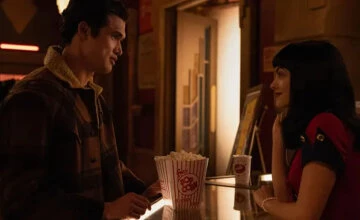 Смотреть Ривердейл 7 сезон 10 серия онлайн